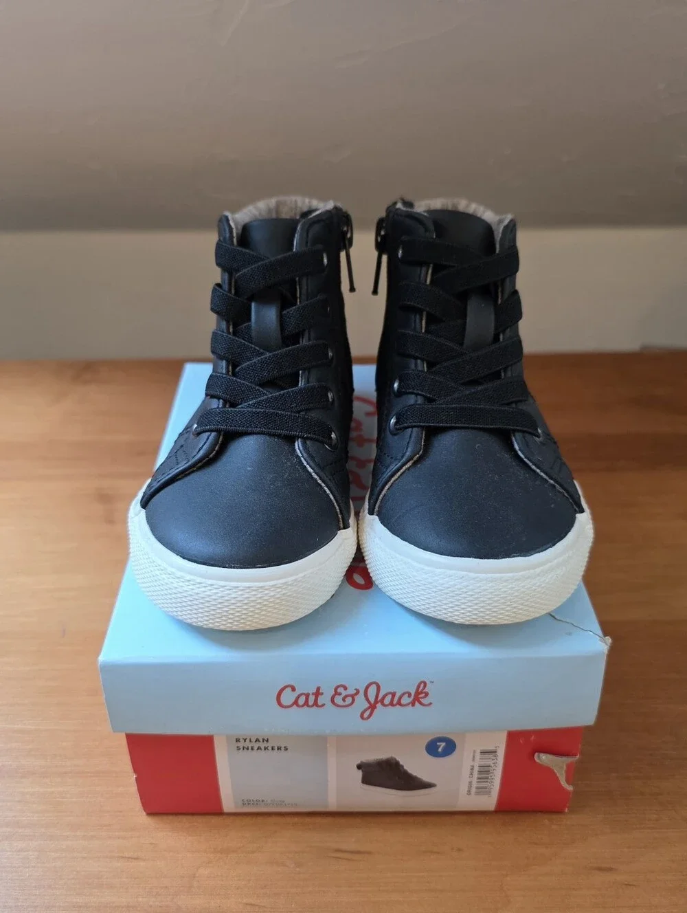 Cat & Jack Rylan Sneakers Gray/Black Sneakers with Zipper Toddler Size 7